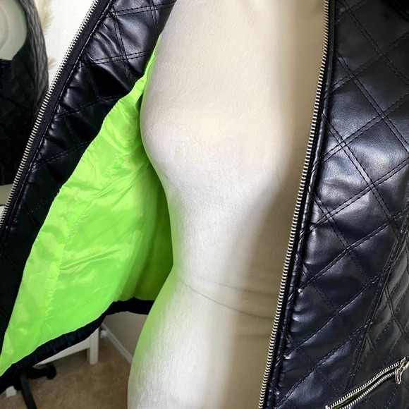 #30 Parasuco | Vintage 80s Quilted Motorcycle Jacket | Size: Medium - Picture 3 of 8